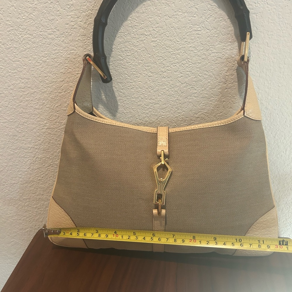 Gucci Jackie Beige Canvas Shoulder Bag with Bamboo Handle with COA - Picture 11 of 15